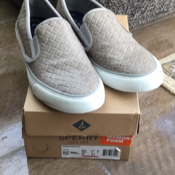 sperry seaside weave